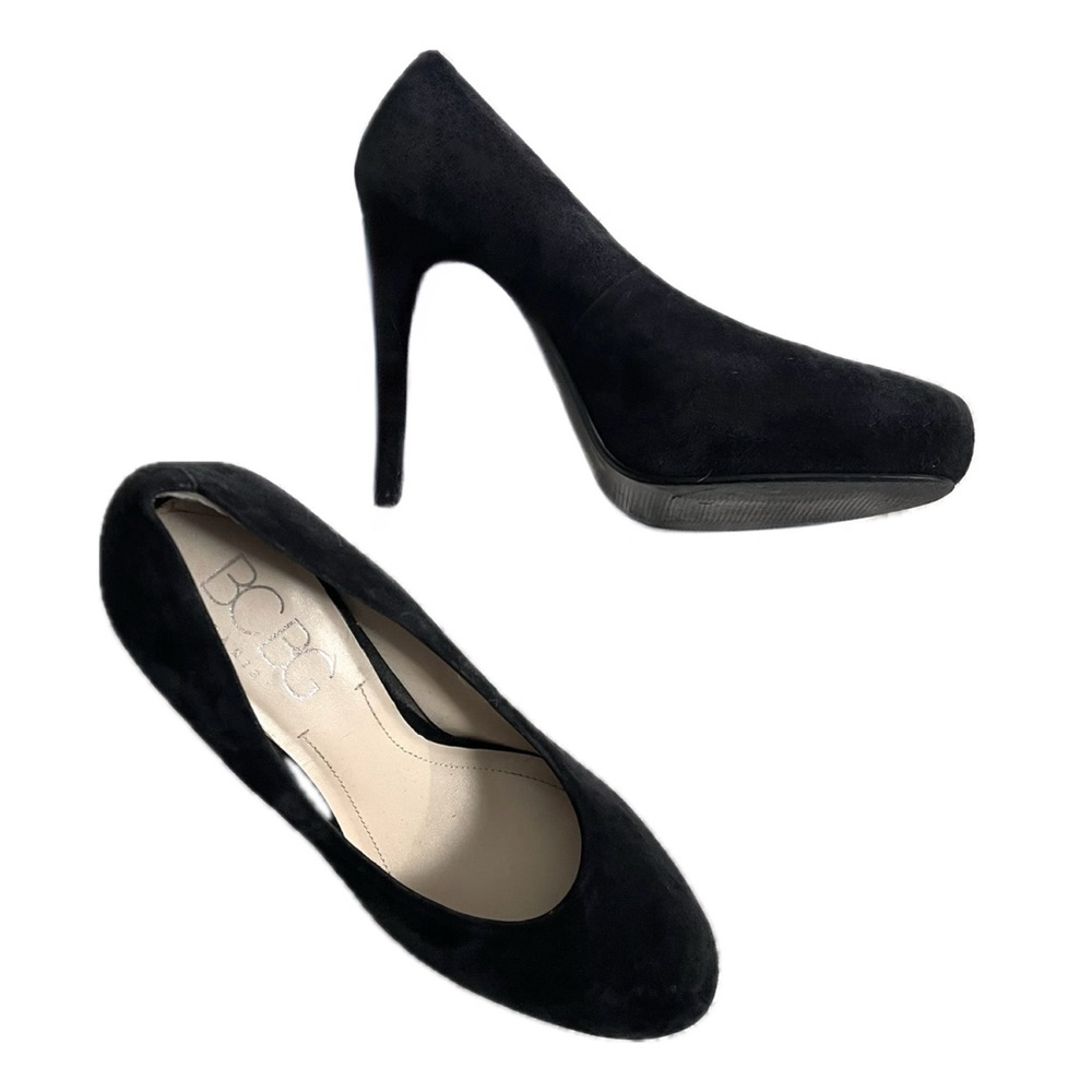 BCBG Black Suede Pumps Sz 39 / 9